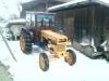 DEJ tractor utb 650